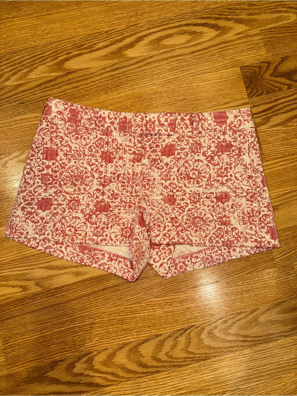 Theory Red Cream Ikat Woven Shorts size 4